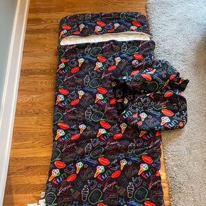 Iscream Sleeping Bag and Neoprene Duffle Bag Sleepover Set